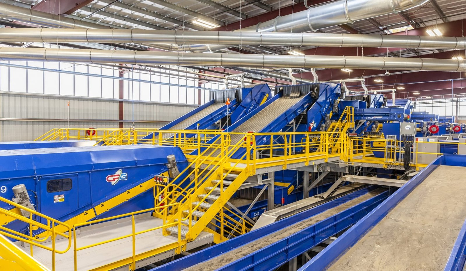 Sorted recyclables in a micro-recycling facility